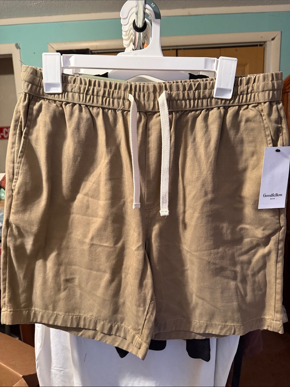 Goodfellow & Co Men's Khaki Drawstring Athletic Shorts